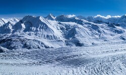 Tibet beheimatet als „dritter Pol“ der Erde die größte Gletscherkonzentration außerhalb der ...