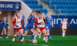Sara Grabovac (re.) und Salzburg gewannen bei Blau-Weiß.