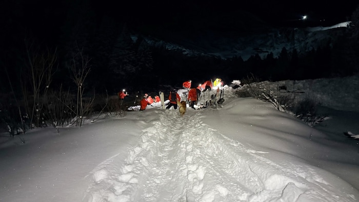 Im Zuge einer nächtlichen Suchaktion wurden die beiden Männer nur noch tot aufgefunden.