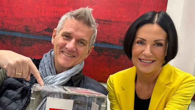 Sänger Silvio Samoni (li.) wird vor Ort dabei sein und präsentiert bei dem Charity-Event von ...