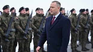 Präsident Karol Nawrocki fordert ein eigenes Atomwaffenprogramm für sein Land.