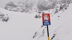 Aufgrund der sehr hohen Lawinengefahr (stark durchfeuchtete Schneedecke) wurde der ...