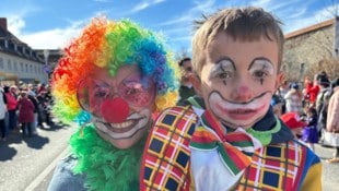 Viele Kärntnerinnen und Kärntner verkleiden sich am Faschingsdienstag und feiern den letzten ...