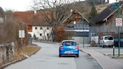 Eng und übersichtlich: Doch fast kein Lenker hält sich in Anthering an den 30er.