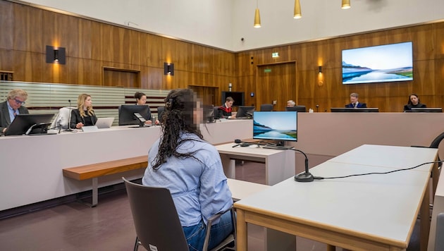 Die 27-Jährige bestritt den Mordversuch, machte vor Gericht aber wirre Angaben. Laut ihrer ...