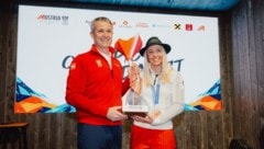 ÖOC-Boss Horst Nussbaumer gratulierte Conny Hütter zu Bronze im Super-G.