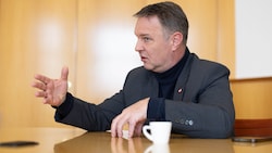 Andreas Babler bleibt Vorsitzender der SPÖ. Die Frage ist, ob er sein Ergebnis von knapp 89 ...