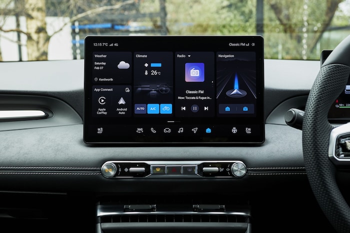 Ein paar Regler und Tasten, das meiste wird beim MG4 Urban aber über das Display bedient.