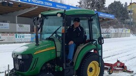 Pregartens Martin Brandl stieg in den Traktor.