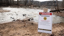 Dieses Schild bei der Stadt Glen Echo warnt vor der Verschmutzung durch Abwasser.