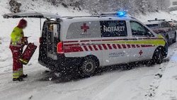 Nach der Erstversorgung vor Ort wurden Mutter und Tochter ins Krankenhaus eingeliefert ...