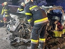 Das Unfallwrack auf der Ennstal-Straße