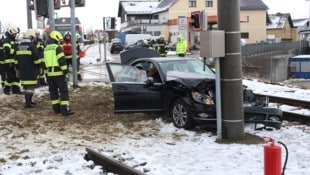 Die Seniorin am Steuer wurde schwer verletzt