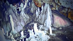 Die Forschenden fanden die Bakterien in der Scarisoara-Höhle in Rumänien.