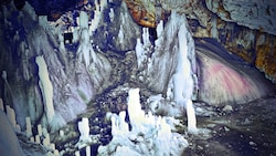 Die Forschenden fanden die Bakterien in der Scarisoara-Höhle in Rumänien.