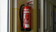 Vier Feuerlöscher hatten die Jugendlichen versprüht und damit für einen Polizeieinsatz gesorgt.