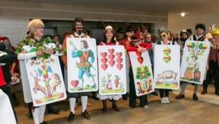 Die ÖVP-Mitglieder der Vorarlberger Landesregierung hatten sich als übergroße ...