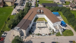 Die Mitarbeiter der Zentrale in Grödig sollen heute, Mittwoch neue Infos bekommen.