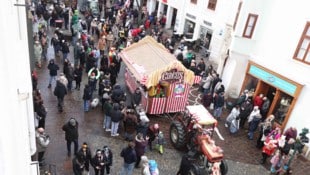 Der Umzug ging vom Schloss Esterhazy durch die Fußgängerzone.