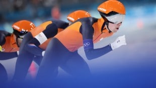 Die silbernen Niederländer Stijn van de Bunt, Jorrit Bergsma und Chris Huizinga (von rechts nach ...