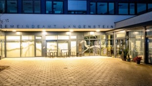 In den nächsten Wochen wird Bürgermeister Christian Aufreiter zum Gemeindeamt zu Fuß gehen ...