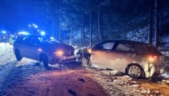 Beide Autos wurden schwer beschädigt.