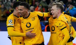 Großer Jubel bei den siegreichen BVB-Kickern