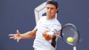 Joel Schwärzler zog in Lille ins Achtelfinale ein.