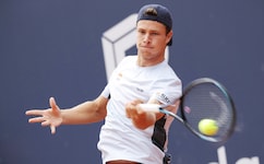 Joel Schwärzler zog in Lille ins Achtelfinale ein.