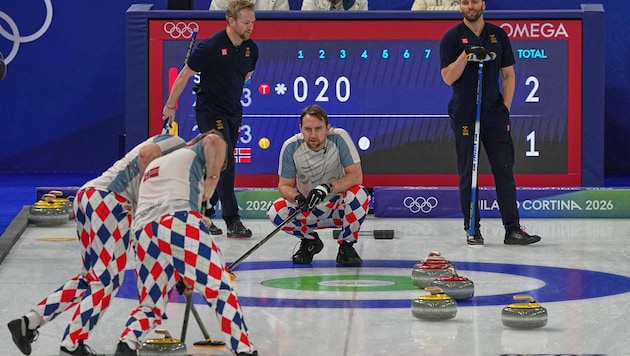 Die legendären, bunten Hosen sind zurück.