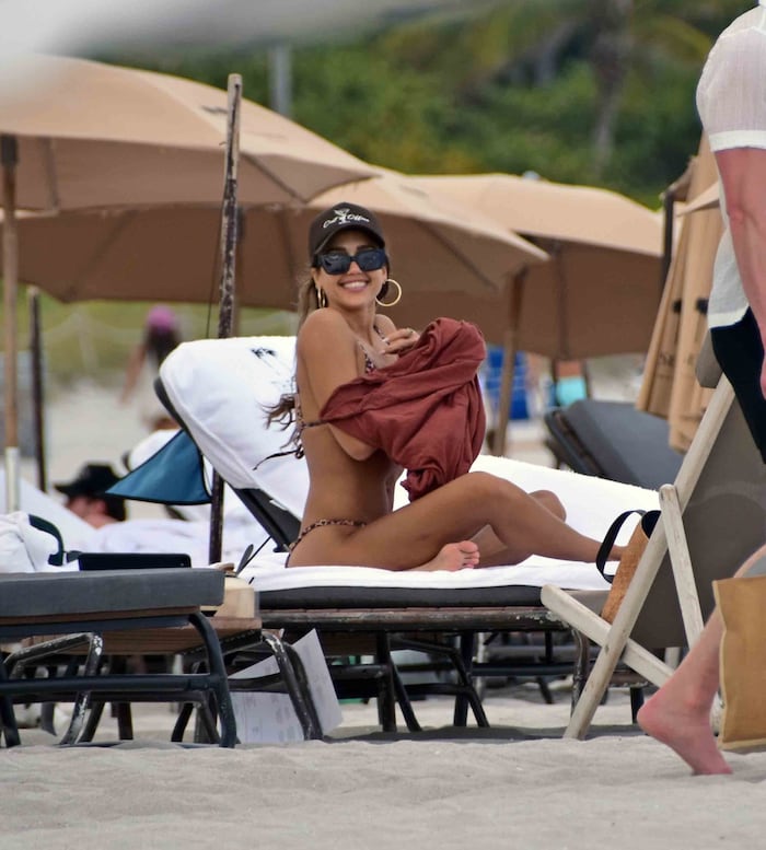 Die Schauspielerin strahlte vor Glück!