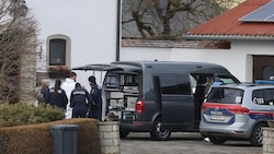Spurensicherer und Ermittler des Landeskriminalamts waren vor Ort.
