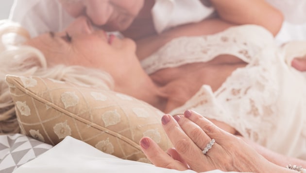 Egal, ob man gerade 50, 70, 100 oder älter geworden ist: Lust und Liebe begleiten uns bis ...
