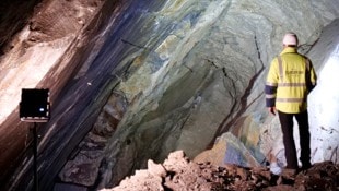 Auf den Lithium-Abbau in Kärnten wartet offenbar sehr geduldig auch der deutsche Autobauer BMW – ...