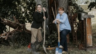 Die Macherinnen der Gartentage. Schlossherrin Sarah Keil und Martina Schabhüttl (v.l.)