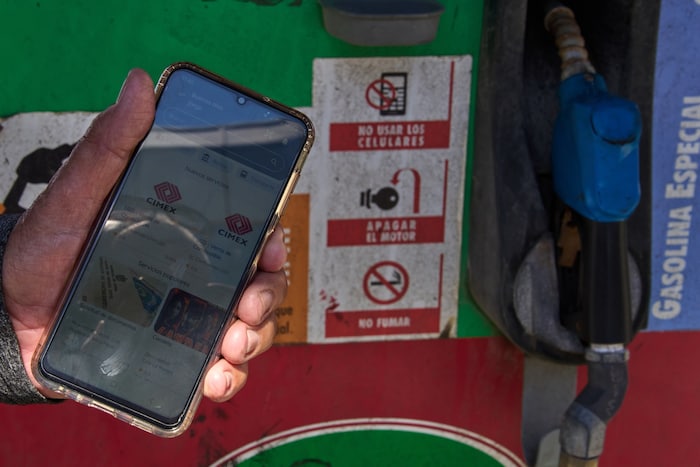 Eine App soll lange Warteschlangen an den kubanischen Tankstellen verhindern.