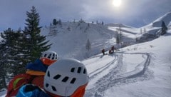 35 Bergretter eilten dem Verschütteten zur Hilfe 