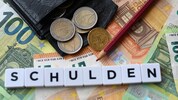 Die Schuldnerberatung bietet betreute Konten an, für mehr finanzielle Struktur.