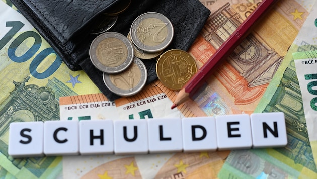 Die Schuldnerberatung bietet betreute Konten an, für mehr finanzielle Struktur.