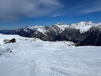 Am Sonnenkopf im Klostertal im Süden Vorarlbergs ist am Mittwochmittag ein Mann verschüttet ...
