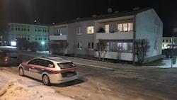 Das erst 15 Monate alte Kleinkind wurde tot in einer Wohnung aufgefunden, die Mutter wies ...