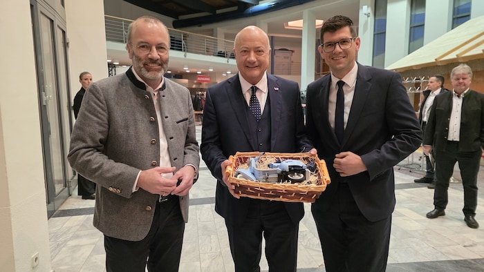 ÖVP Ash Wednesday: EPP leader Manfred Weber (CSU), Federal Chancellor Christian Stocker, and ...