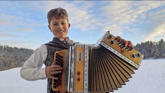 Er schätzt seine Steirische: Rafael Zechner will Musiker werden und später einmal unterrichten.