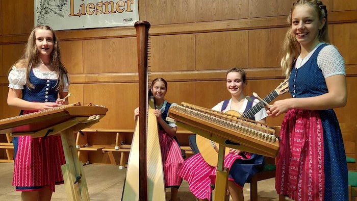 Auch das „Liesertaler Saitnquartett“ (links) aus Gmünd war bei Bewerben bereits erfolgreich.