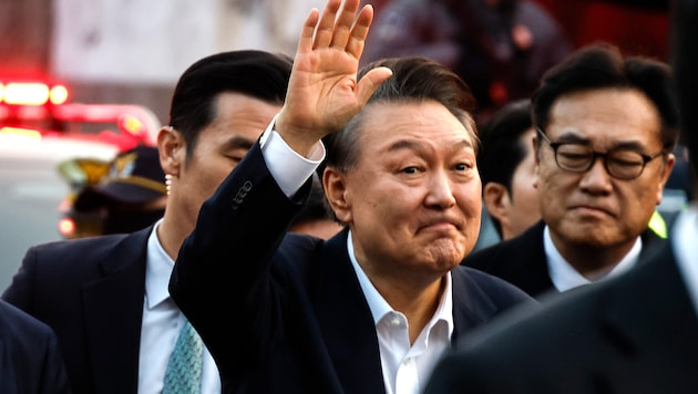 Südkoreas Ex-Präsident Yoon Suk Yeol muss lebenslang in Haft, nachdem er einen – gescheiterten – ...