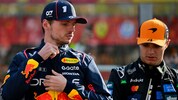 Lando Norris (r.) hat sich zu einem möglichen Abschied Max Verstappens geäußert.