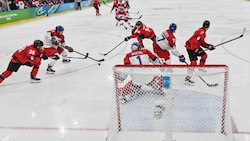 Bei diesem Treffer befanden sich zu viele Feldspieler auf dem Eis! 