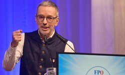 Beim traditionellen Aschermittwochs-Event der FPÖ in Ried hat FPÖ-Chef Herbert Kickl zum ...