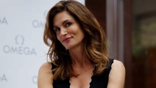 Cindy Crawford arbeitet jeden Morgen zweieinhalb Stunden an sich und ihrer Beauty.