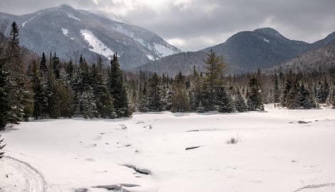 Der Mount Marcy ist mit 1629 Metern der höchste Berg im US-Bundesstaat New York und den ...